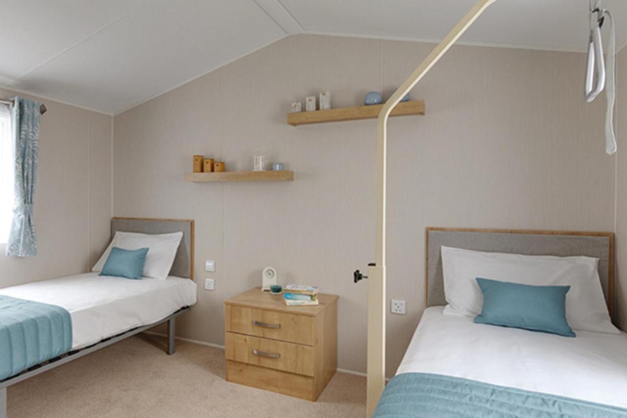 Newperran Holiday Park New Quay エクステリア 写真