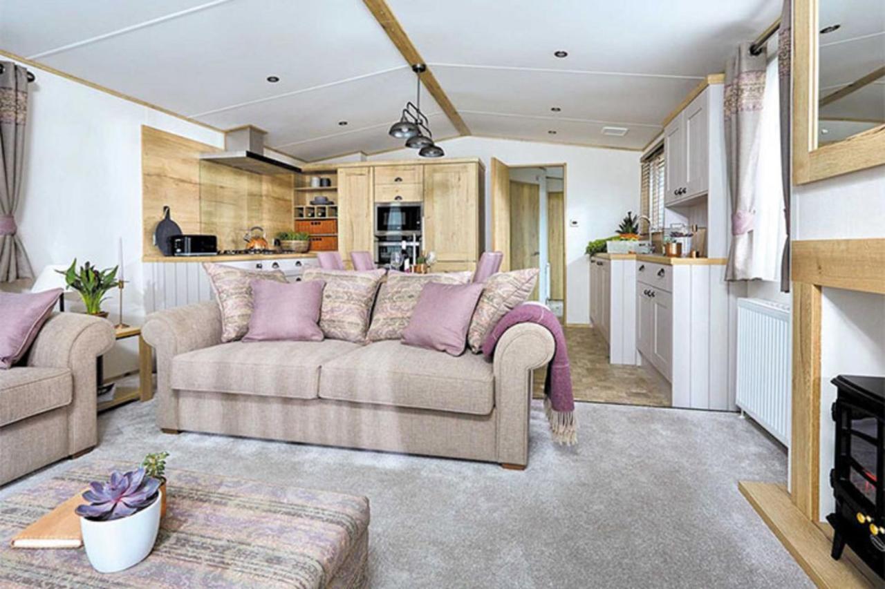 Newperran Holiday Park New Quay エクステリア 写真