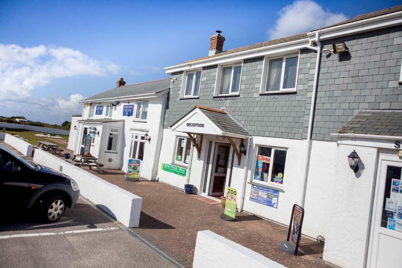 Newperran Holiday Park New Quay エクステリア 写真