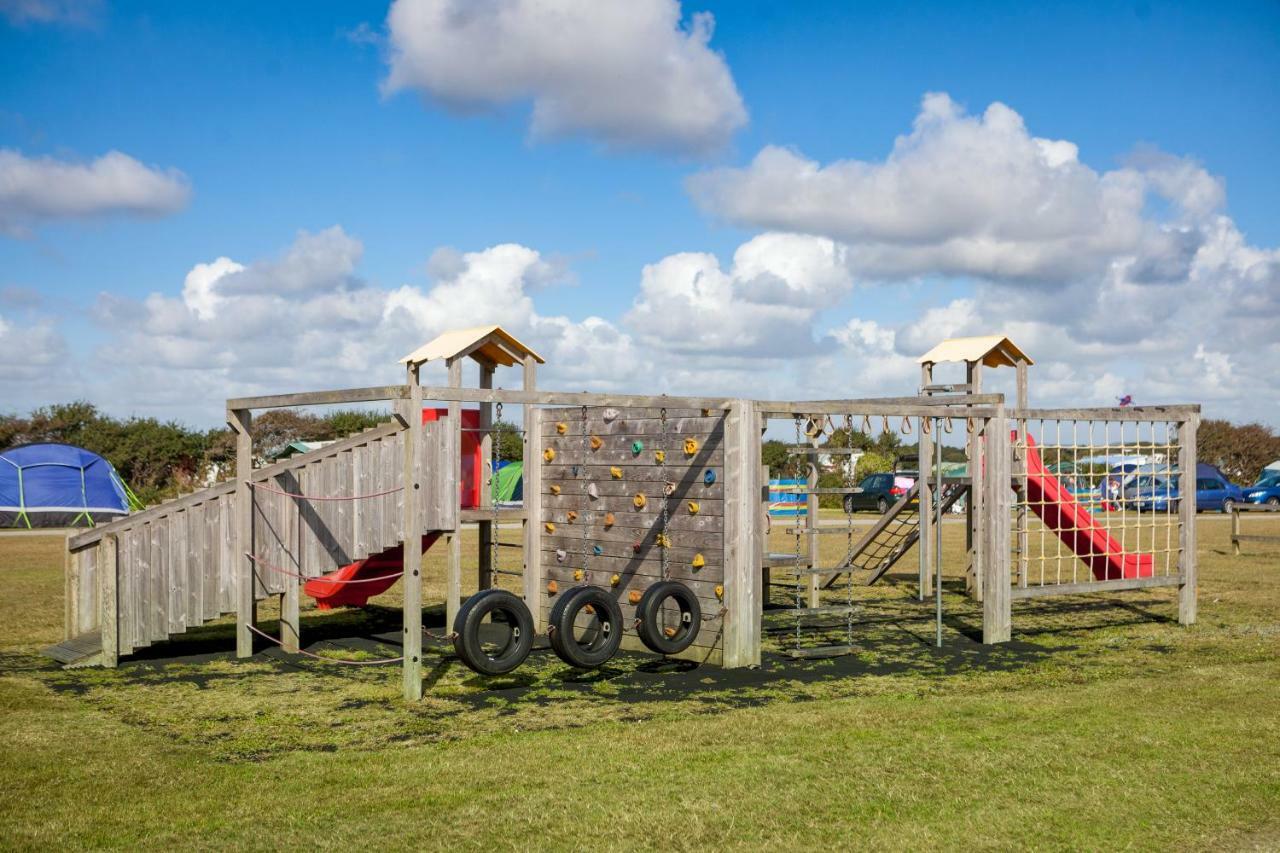Newperran Holiday Park New Quay エクステリア 写真